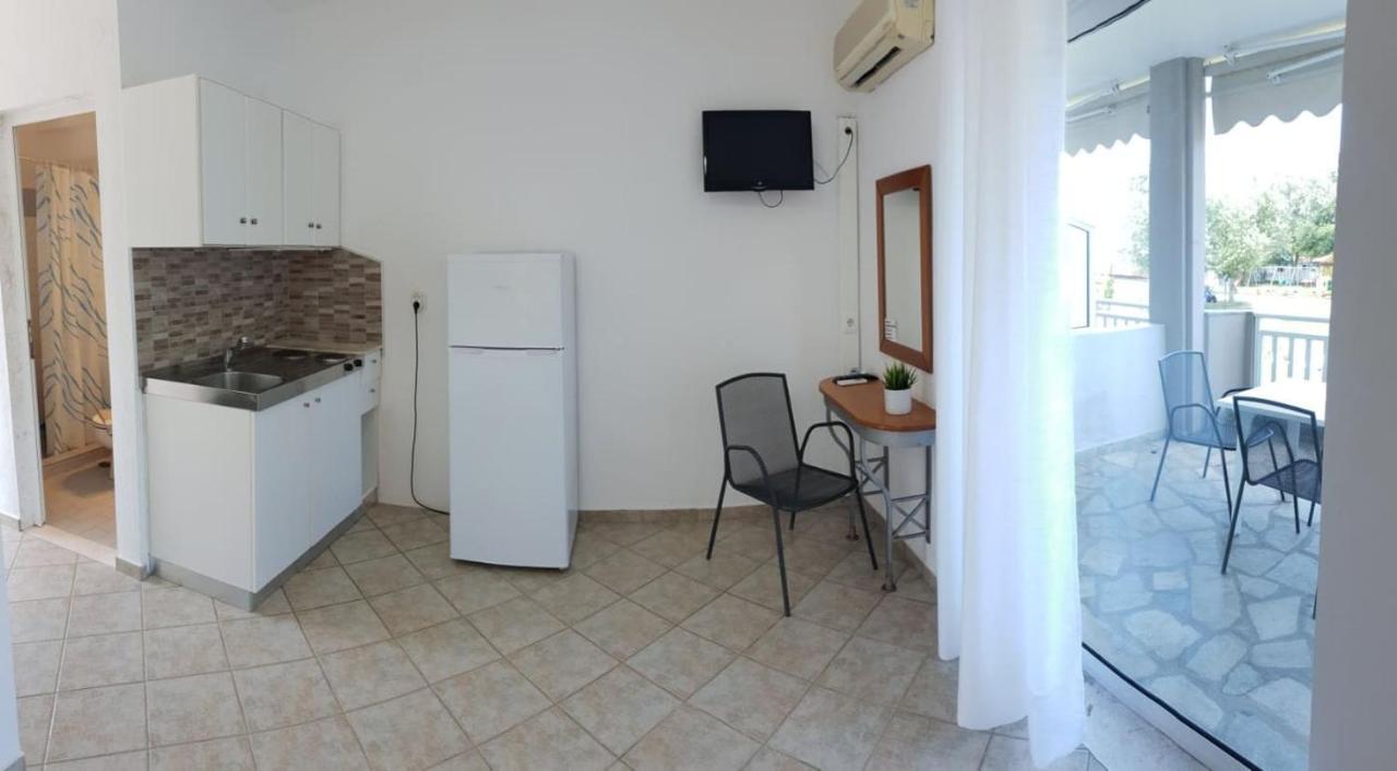 Camping Linaraki Apartments & Bungalows Sykia Chalkidikis Exterior foto